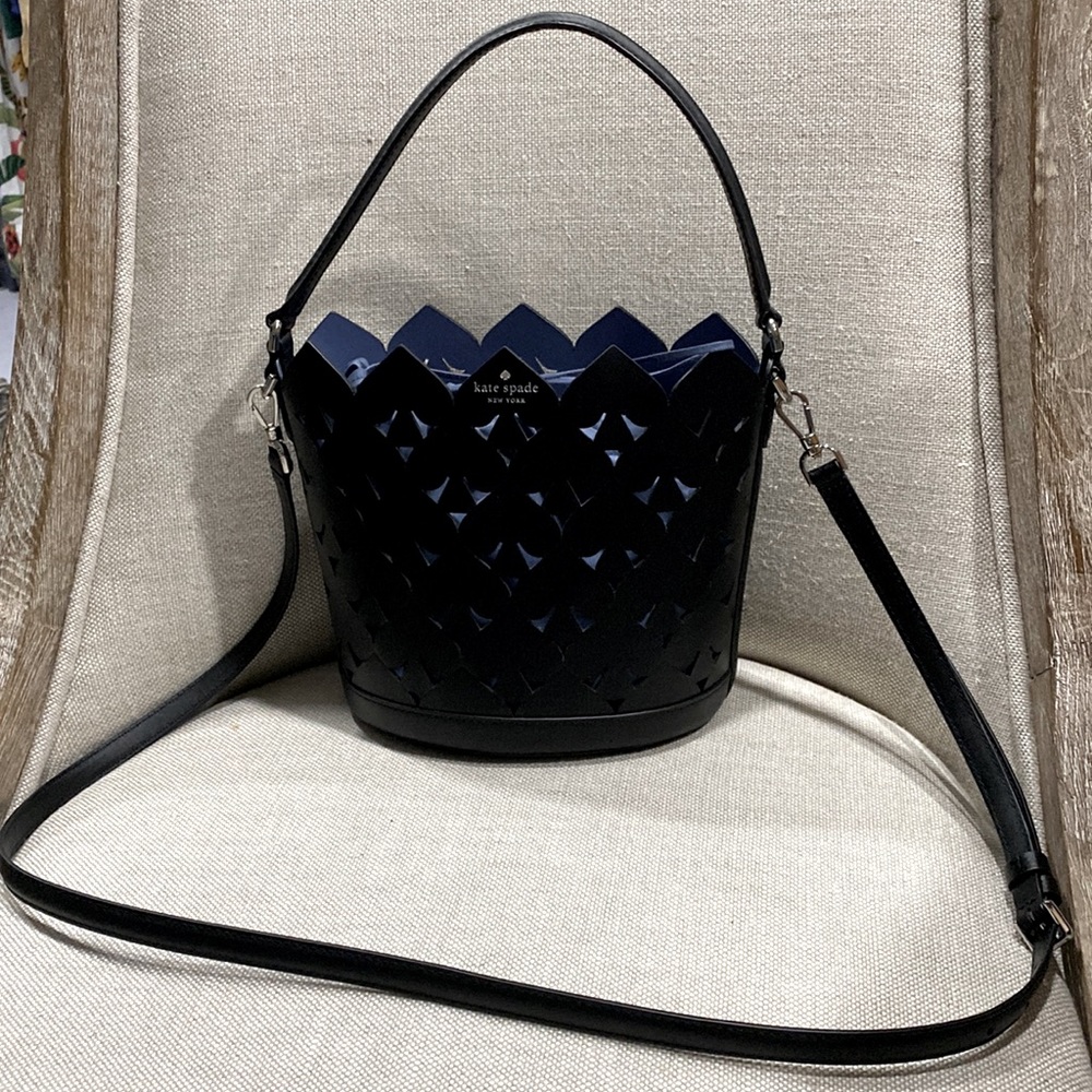 Kate Spade Ace Bucket bag optional crossbody - Picture 2 of 13